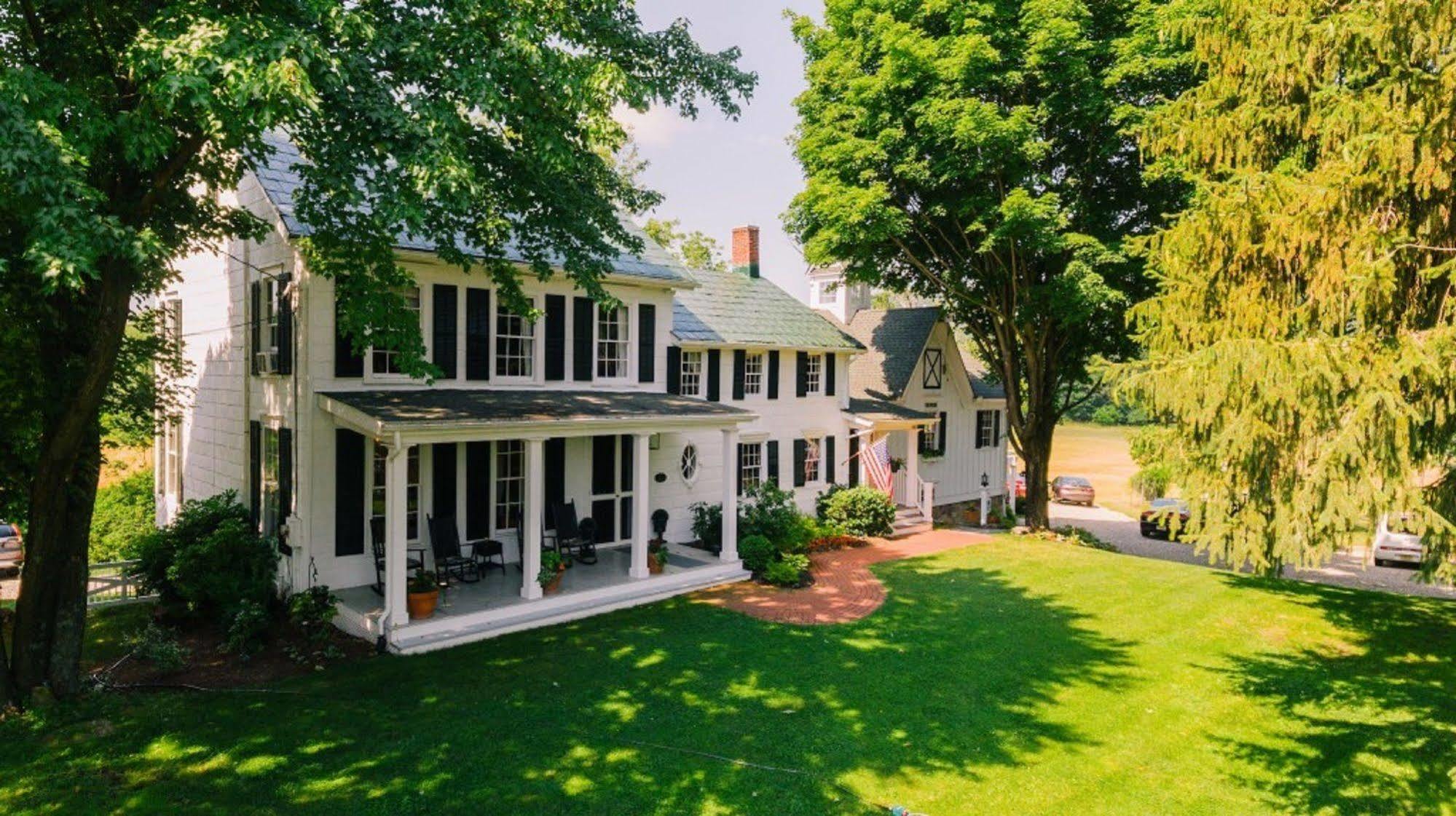 The Inn At Stony Creek Уорик Экстерьер фото